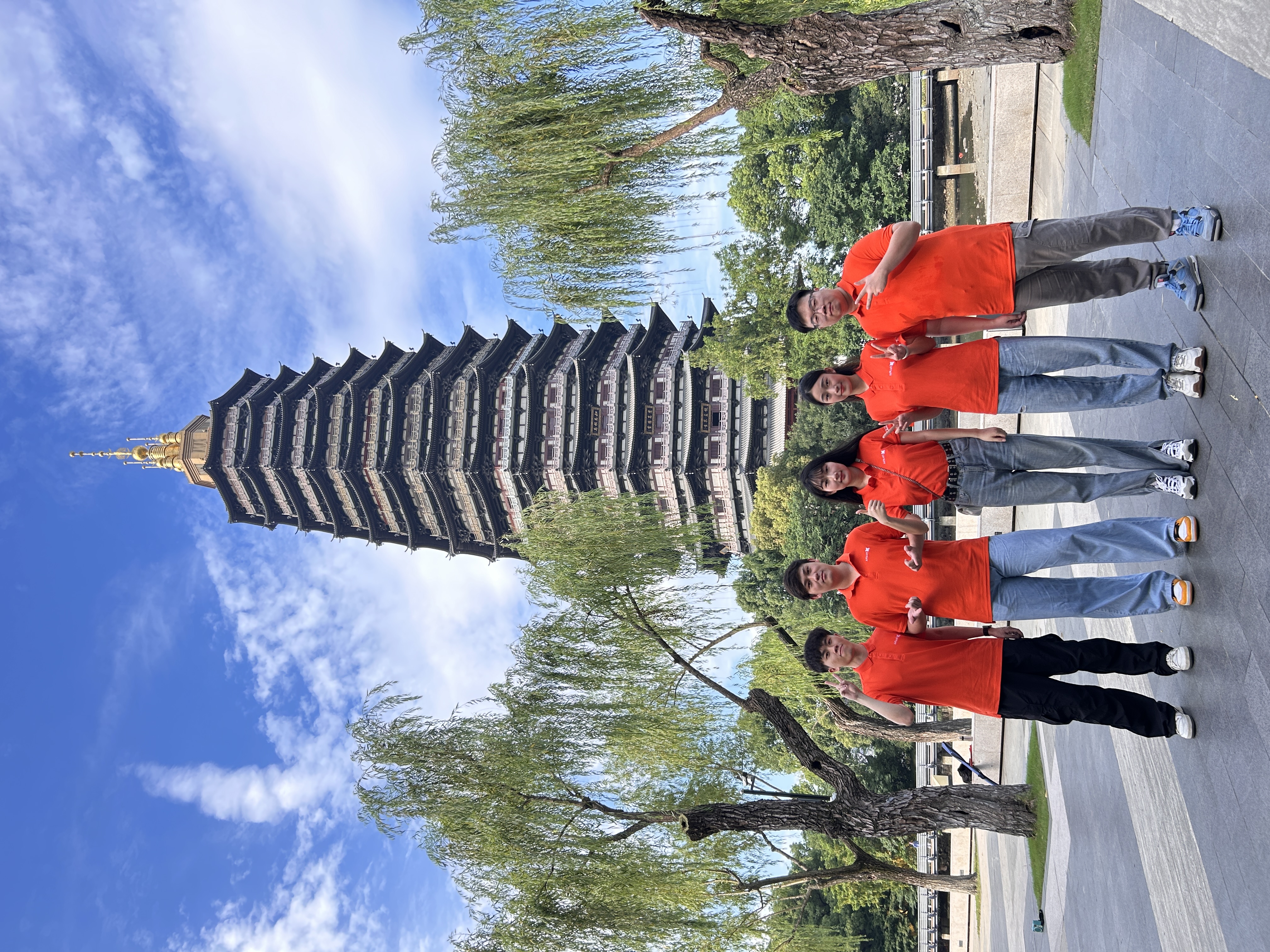 团建活动-李俊辉组2.jpg 团建活动-李俊辉组2.jpg